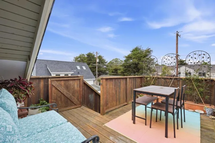 575 Myrtle Street, Half Moon Bay, California 94019