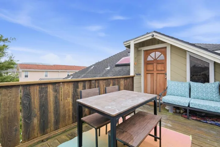 575 Myrtle Street, Half Moon Bay, California 94019