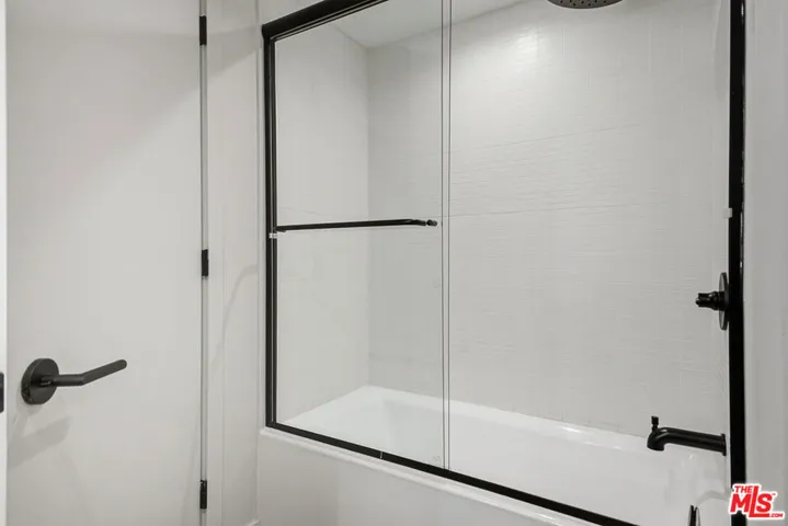 10700 Tabor Street 220, Los Angeles, California 90034