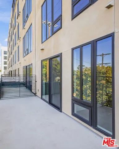 10700 Tabor Street 220, Los Angeles, California 90034