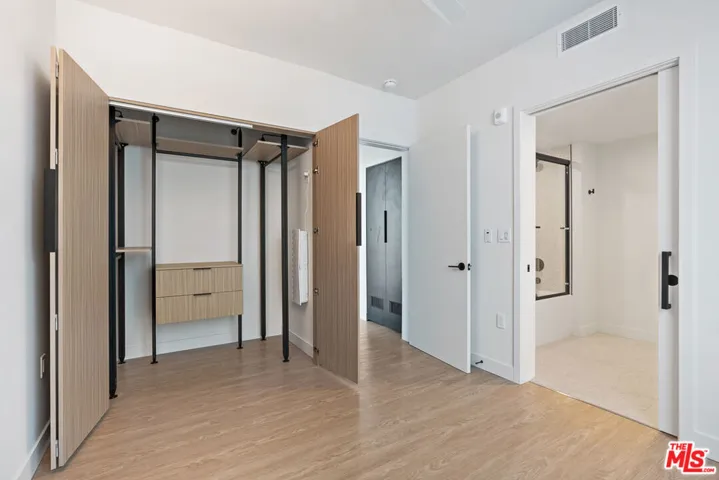 3667 Keystone Avenue 533, Los Angeles, California 90034