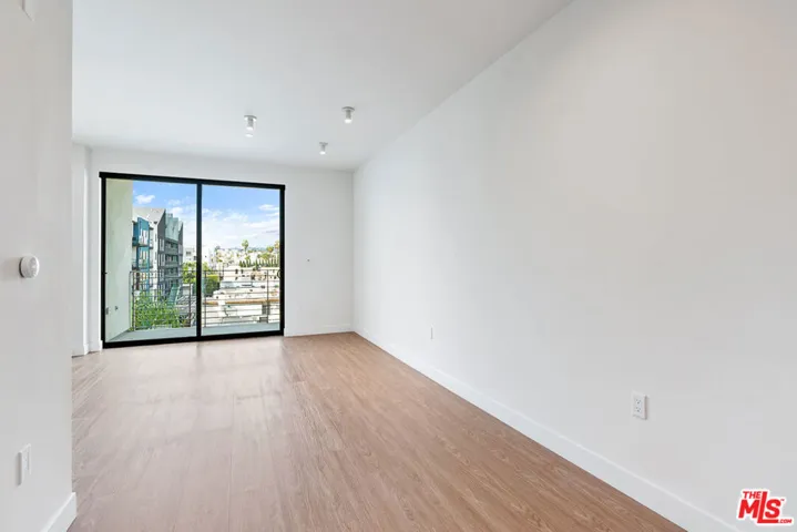 3667 Keystone Avenue 533, Los Angeles, California 90034