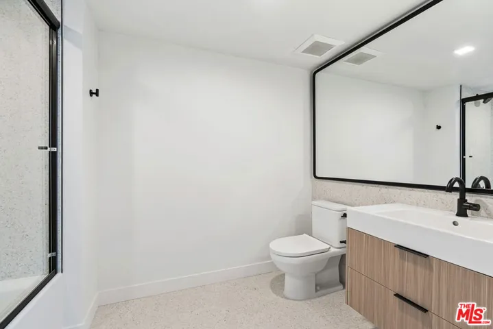 3667 Keystone Avenue 533, Los Angeles, California 90034