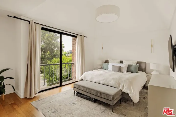 4600 Glencoe Avenue 2, Los Angeles, California 90292