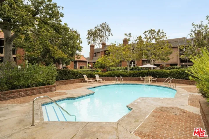 4600 Glencoe Avenue 2, Los Angeles, California 90292