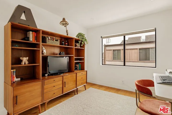 4600 Glencoe Avenue 2, Los Angeles, California 90292