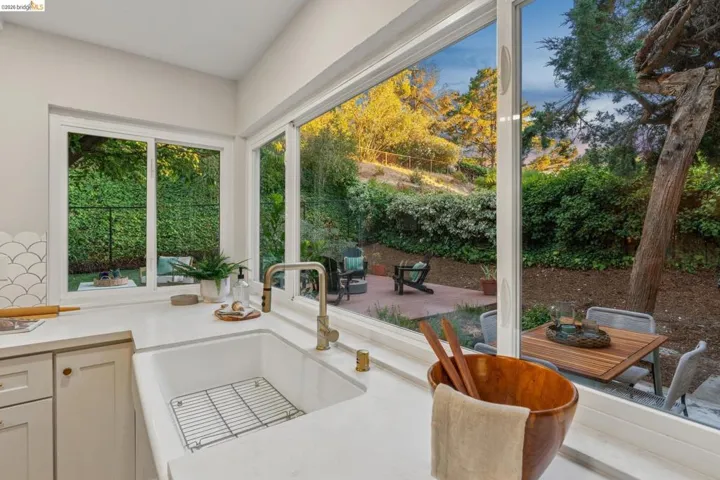 2333 Lariat Ln, Walnut Creek, California 94596