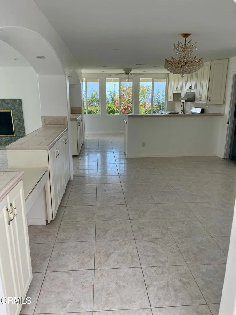 1148 colina vis