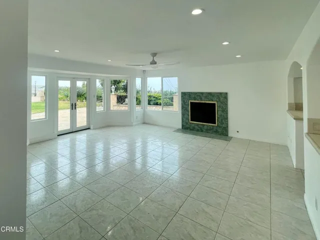 1148 colina vis