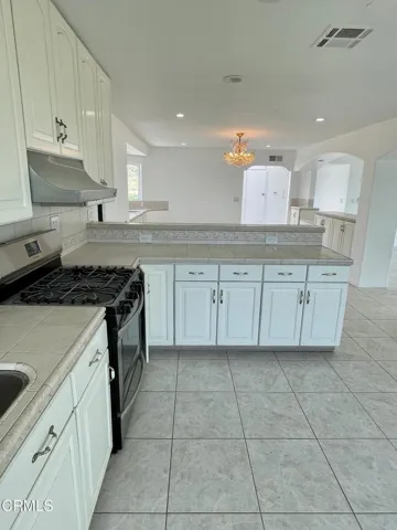 1148 colina vis