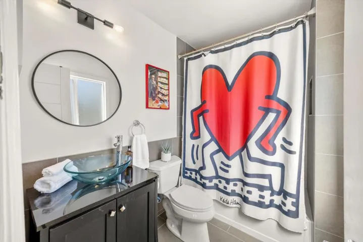 3866 Alta Mesa Drive, Studio City, California 91604
