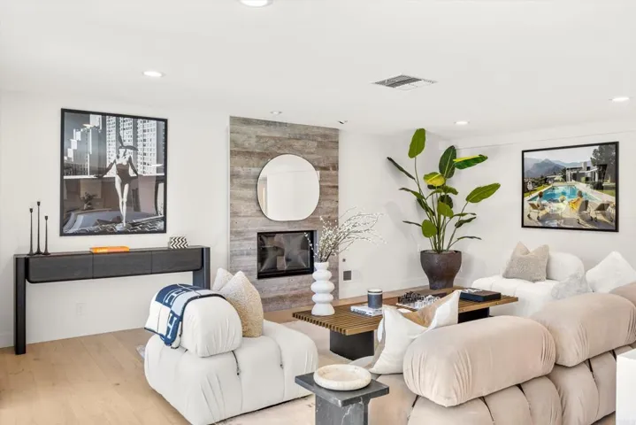 3866 Alta Mesa Drive, Studio City, California 91604