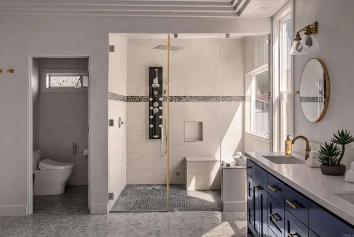3866 Alta Mesa Drive, Studio City, California 91604