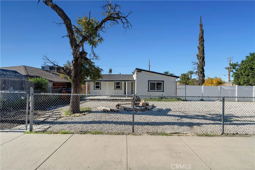 415 N Santa Fe