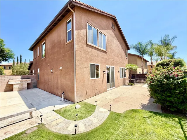 31165 Hidden Lake Road, Murrieta, California 92563