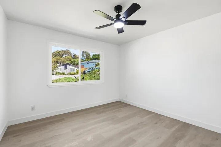 313 San Dimas Ave, Oceanside, California 92057