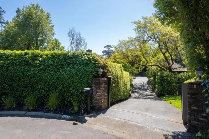 2155 Geri Lane, Hillsborough, California 94010 — photo 4