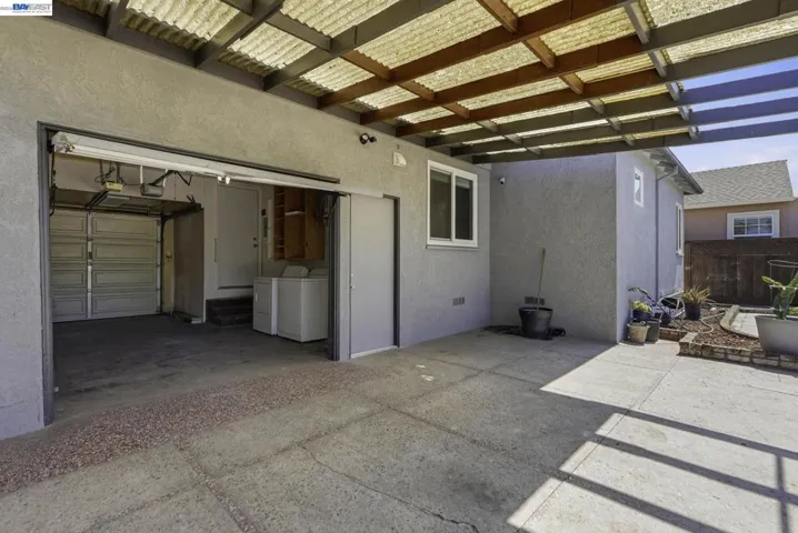 973 Phillips Way, Hayward, California 94541