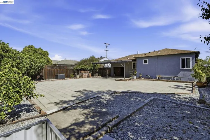 973 Phillips Way, Hayward, California 94541