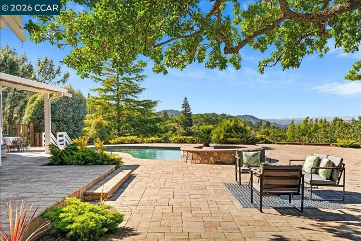 300 Oak View Ter, Danville, California 94526