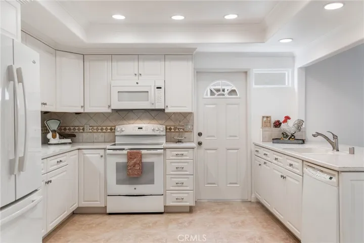 24382 Macedo Drive, Mission Viejo, California 92691