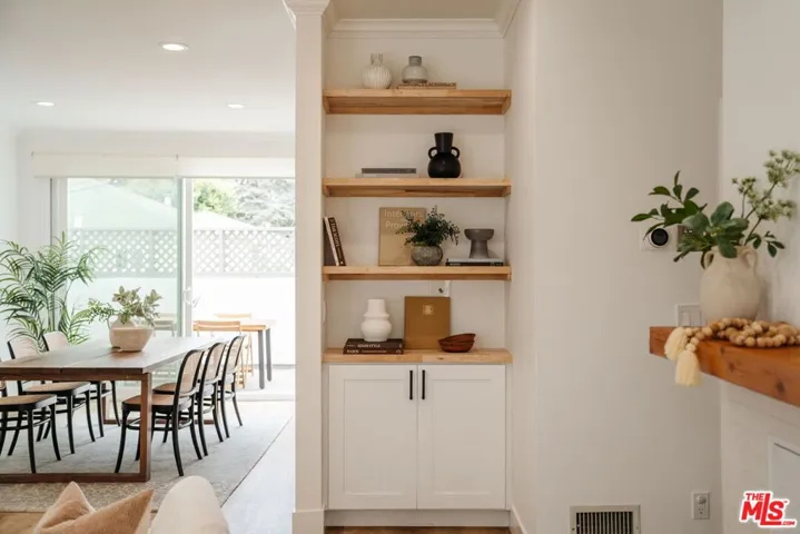 913 Euclid Street 5, Santa Monica, California 90403