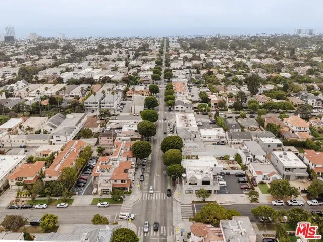 913 Euclid Street 5, Santa Monica, California 90403