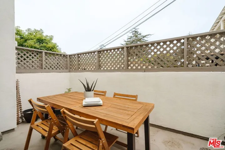 913 Euclid Street 5, Santa Monica, California 90403