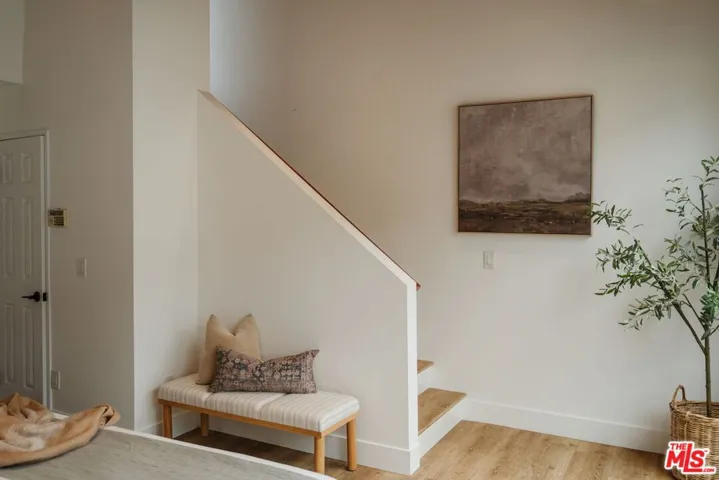 913 Euclid Street 5, Santa Monica, California 90403