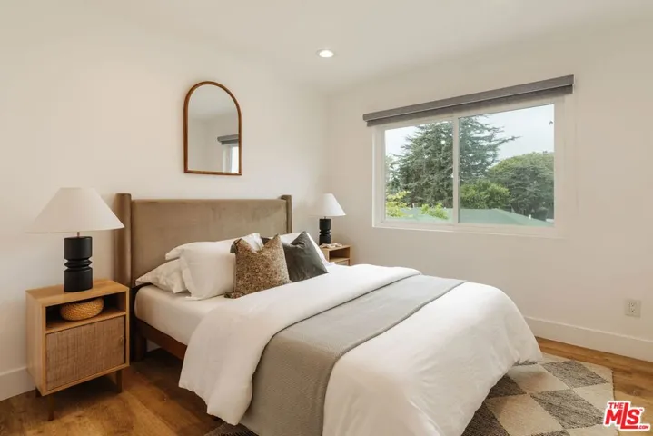913 Euclid Street 5, Santa Monica, California 90403