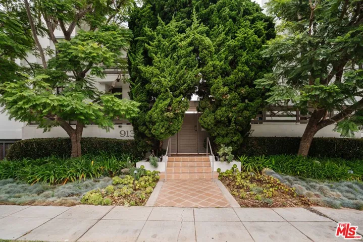 913 Euclid Street 5, Santa Monica, California 90403