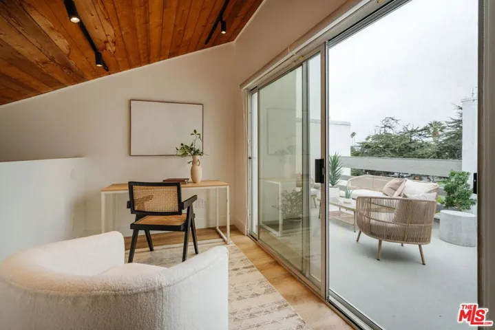 913 Euclid Street 5, Santa Monica, California 90403
