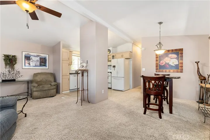 1215 El Camino Real 61, Atascadero, California 93422
