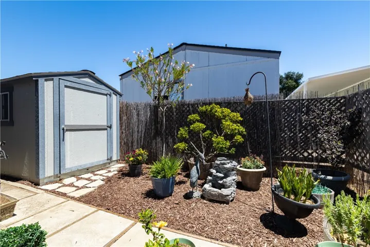 1215 El Camino Real 61, Atascadero, California 93422