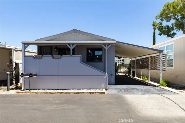 1215 El Camino Real 61, Atascadero, California 93422