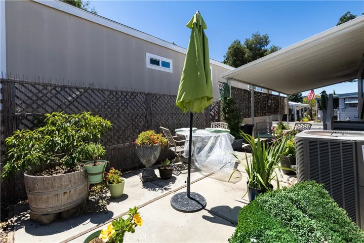 1215 El Camino Real 61, Atascadero, California 93422