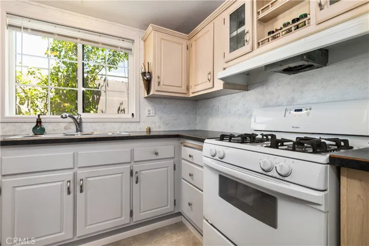 1215 El Camino Real 61, Atascadero, California 93422
