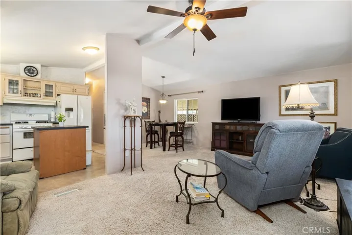 1215 El Camino Real 61, Atascadero, California 93422