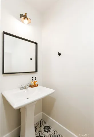 793 Banyan, Pomona, California 91767