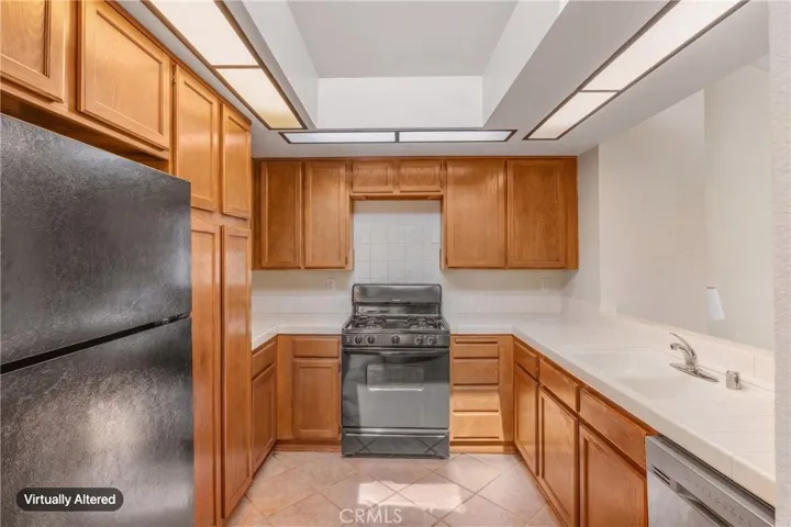 4900 N Grand, Covina, California 91724