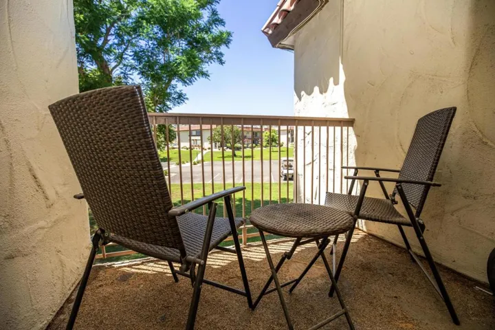 Patio 05