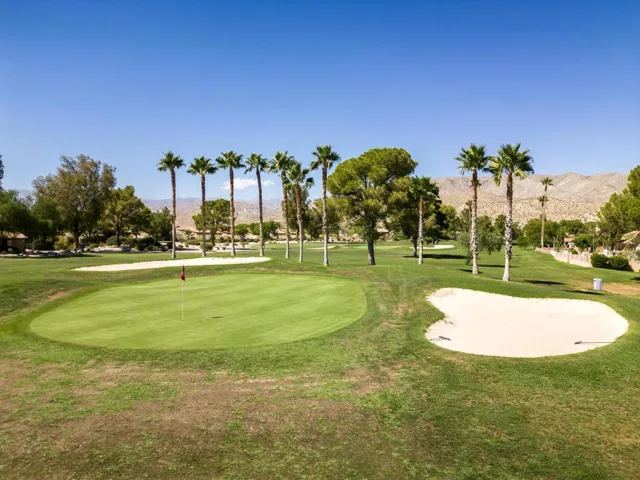 Golf Course 02