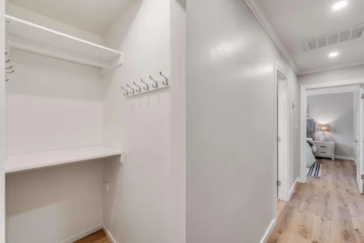 32013203 Hoover Street, Redwood City, California 94063