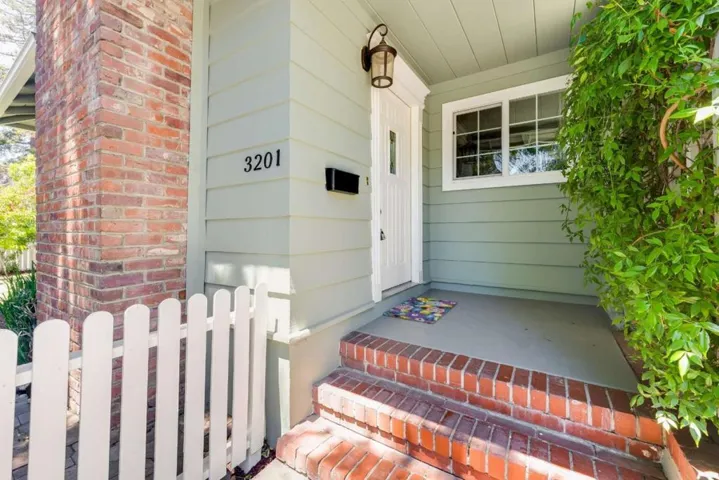 32013203 Hoover Street, Redwood City, California 94063