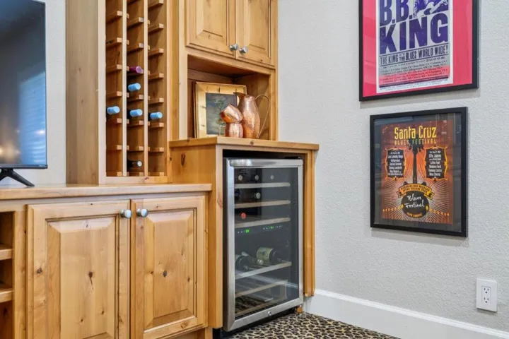 3230 Virgil Lane, Santa Cruz, California 95062