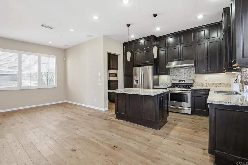 238 Firefly, Irvine, California 92618 — photo 5