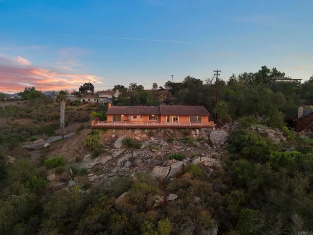 30603 Roadrunner, Valley Center, California 92082