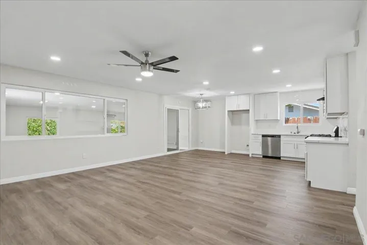 264 68th St, San Diego, California 92114