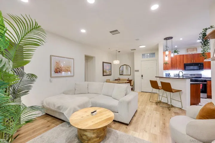 1465 C St 3310, San Diego, California 92101