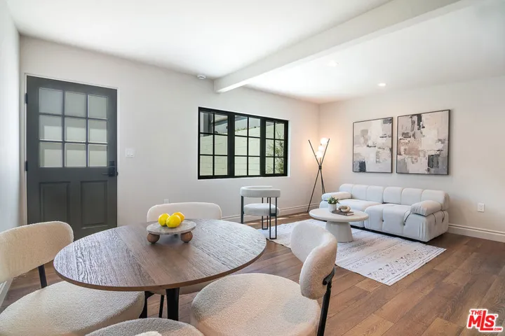 6417 Lindenhurst Avenue, Los Angeles, California 90048